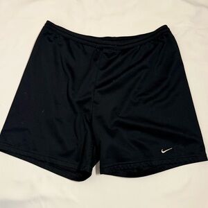 vintage 90’s Nike Black Mesh Basketball Shorts